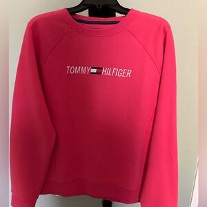 Tommy Hilfiger Vibrant Pink Crewneck sweater. Size X-Large. NWT